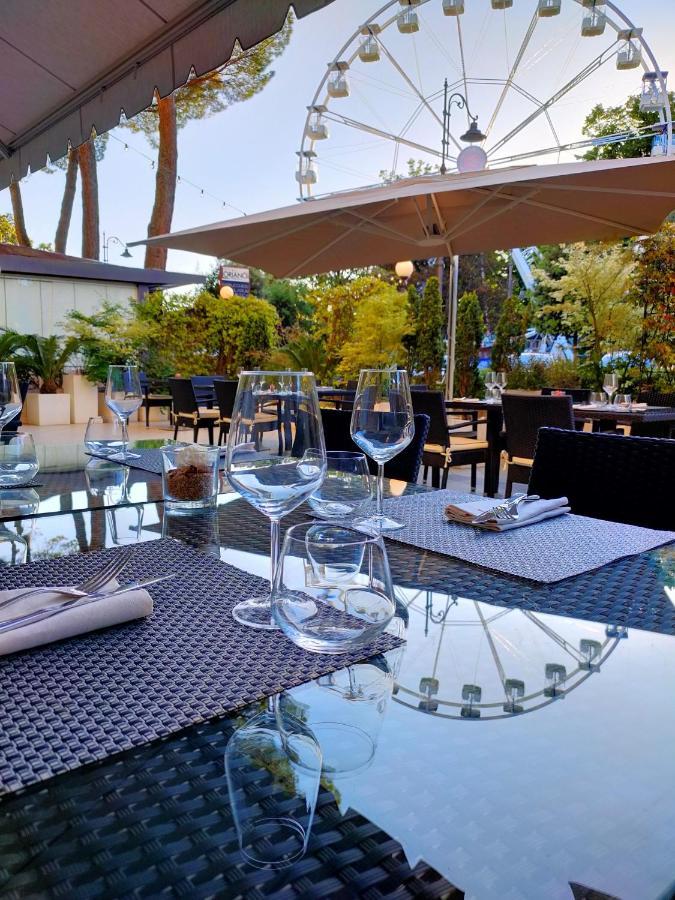 Grand Hotel Nizza Et Suisse มอนเตกาตินี แตร์เม ภายนอก รูปภาพ