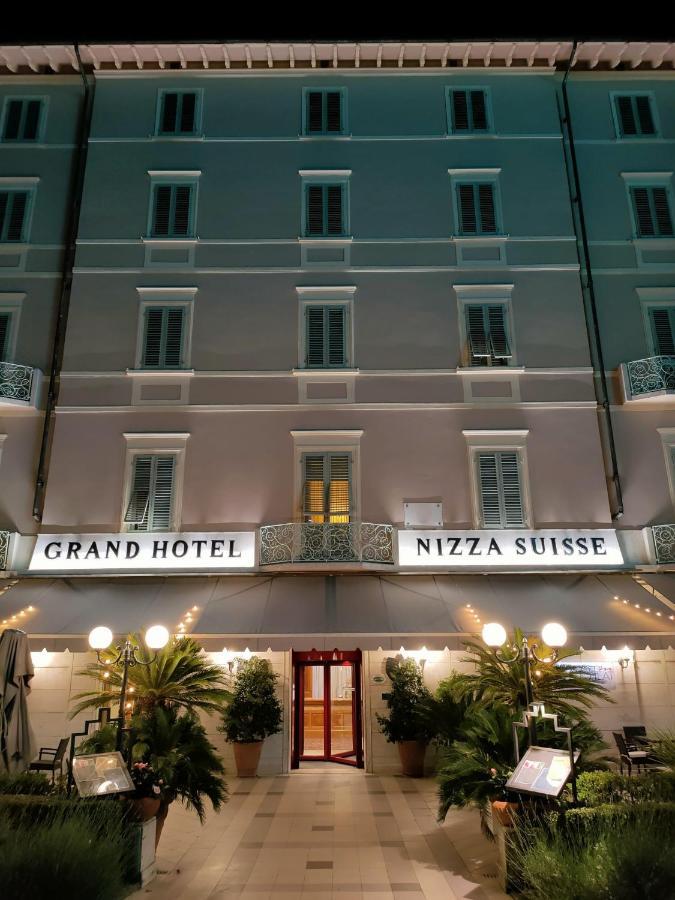 Grand Hotel Nizza Et Suisse มอนเตกาตินี แตร์เม ภายนอก รูปภาพ