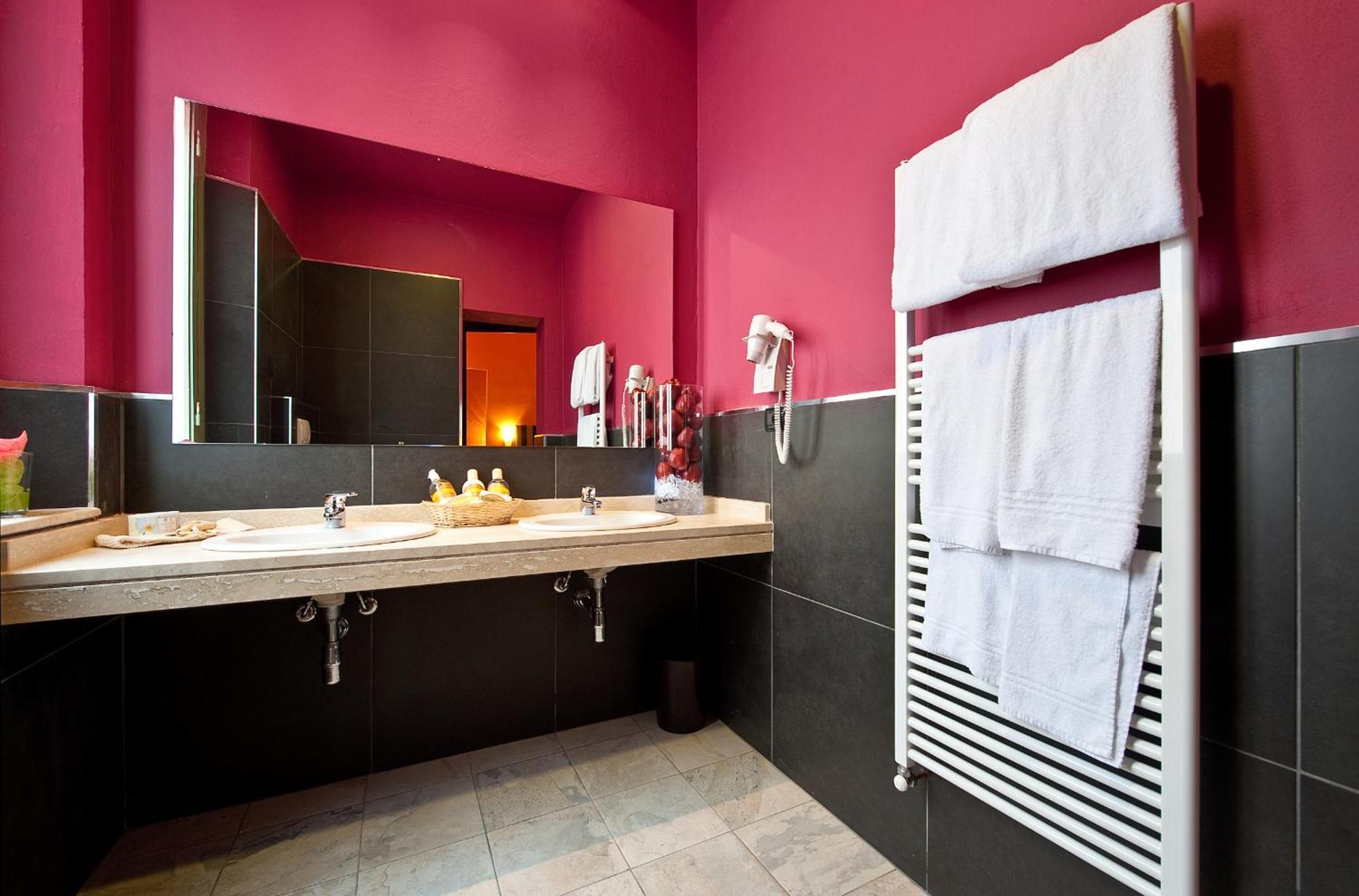 Grand Hotel Nizza Et Suisse มอนเตกาตินี แตร์เม ภายนอก รูปภาพ
