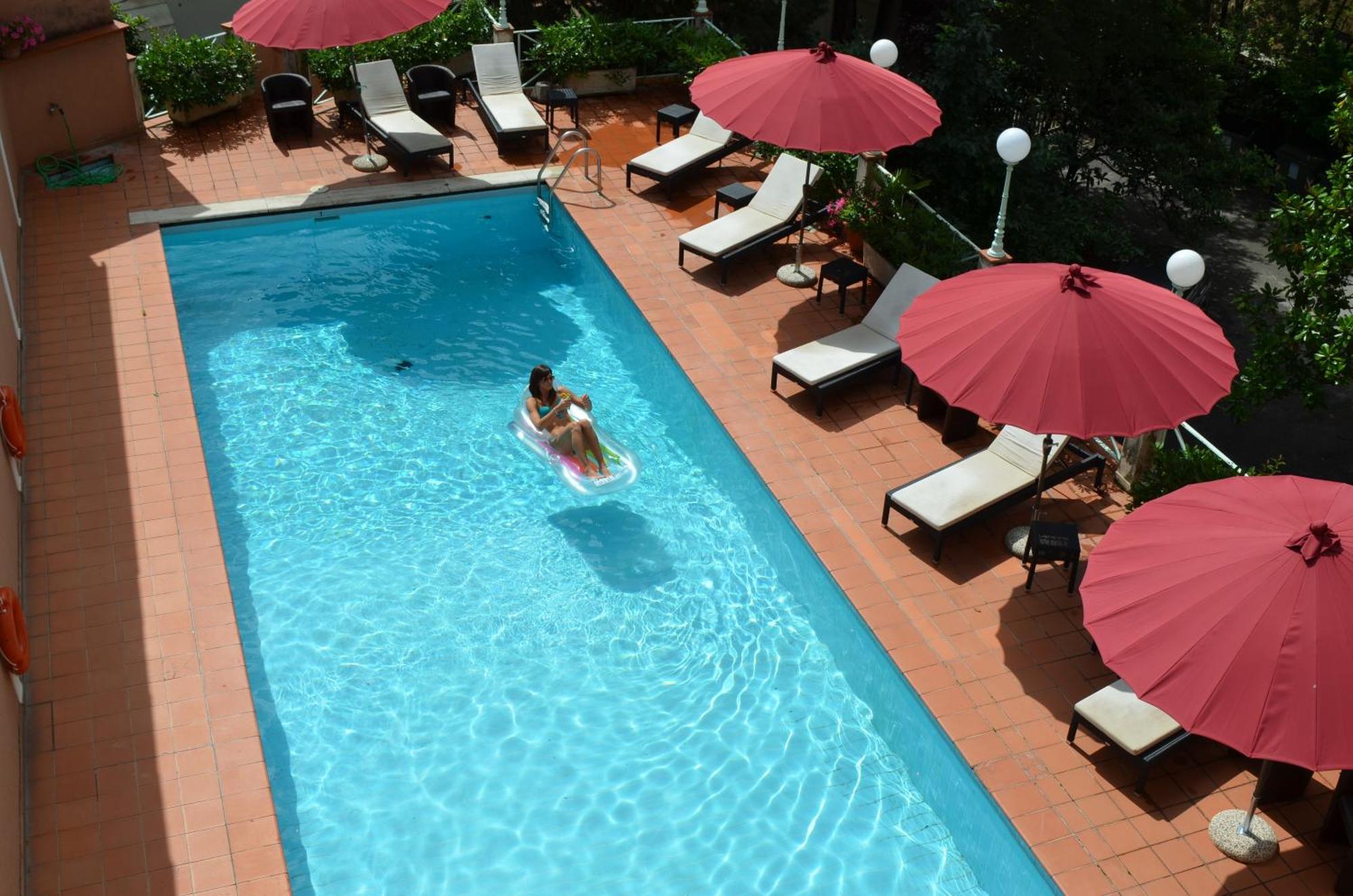 Grand Hotel Nizza Et Suisse มอนเตกาตินี แตร์เม ภายนอก รูปภาพ