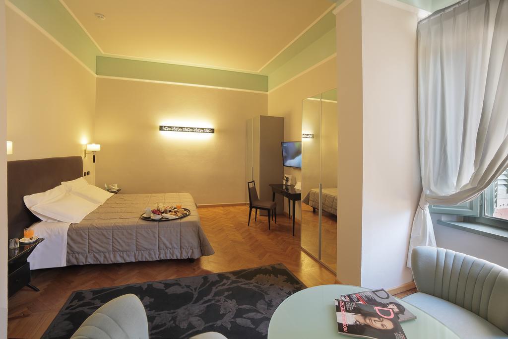 Grand Hotel Nizza Et Suisse มอนเตกาตินี แตร์เม ภายนอก รูปภาพ