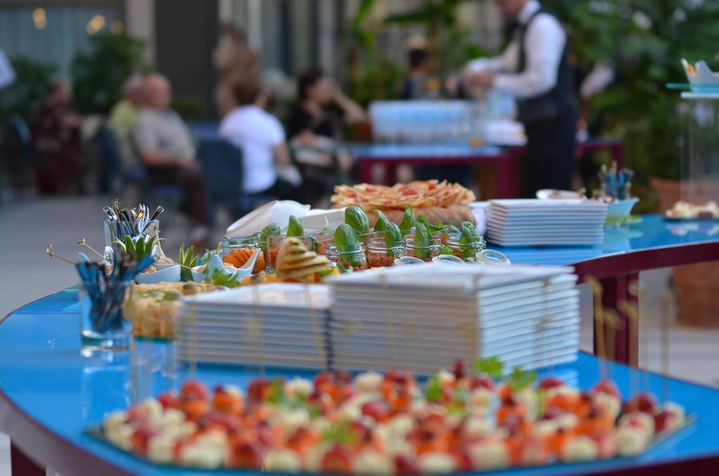 Grand Hotel Nizza Et Suisse มอนเตกาตินี แตร์เม ภายนอก รูปภาพ