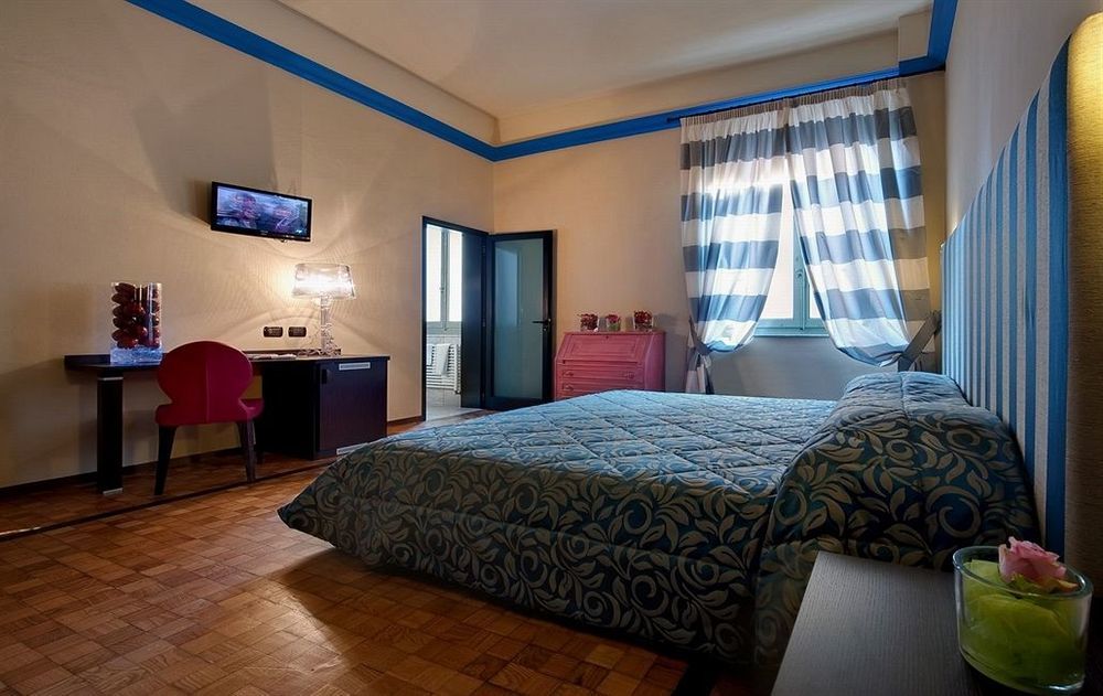 Grand Hotel Nizza Et Suisse มอนเตกาตินี แตร์เม ภายนอก รูปภาพ